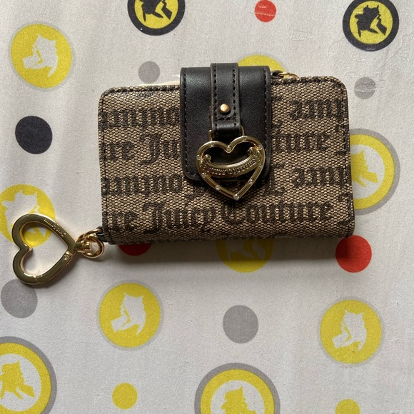 Juicy Couture Handbags - Juicy Couture Cream Wallet with Heart Keychain